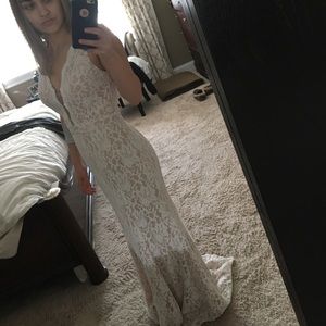 Floral Laced Prom/Formal Dress❣️